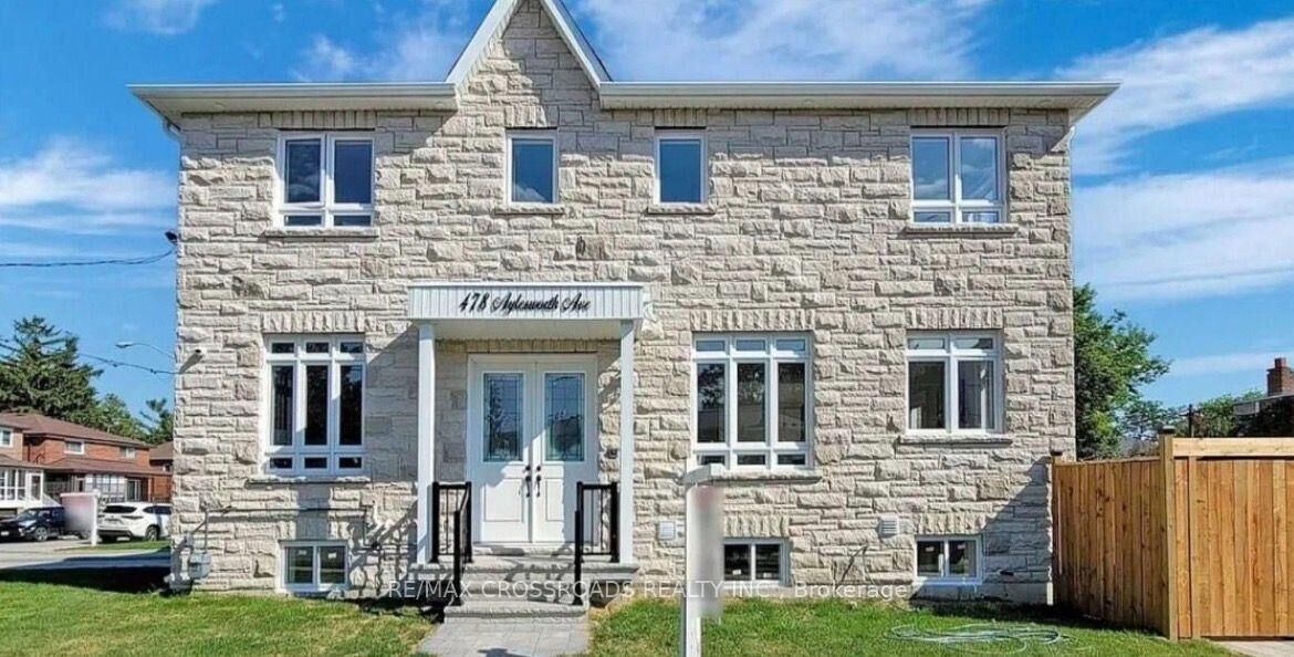 Property Photo: 478 Aylesworth Avenue E ON M1N 3X9