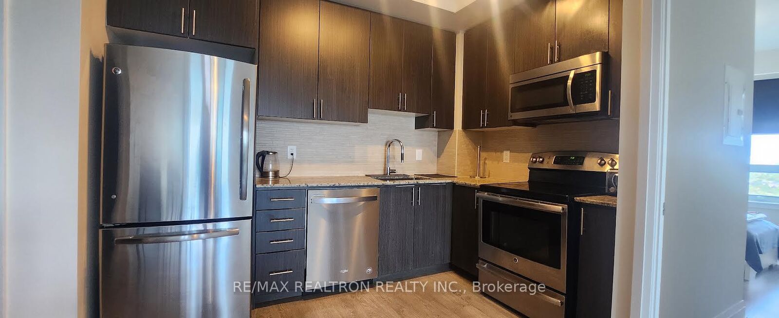 Property Photo:  7171 Yonge Street  ON L3T 0C5 