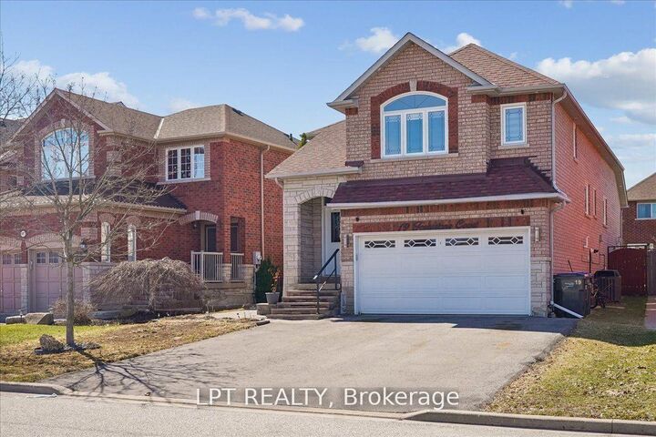 Property Photo: 19 Terrastone Court ON L7E 2H1