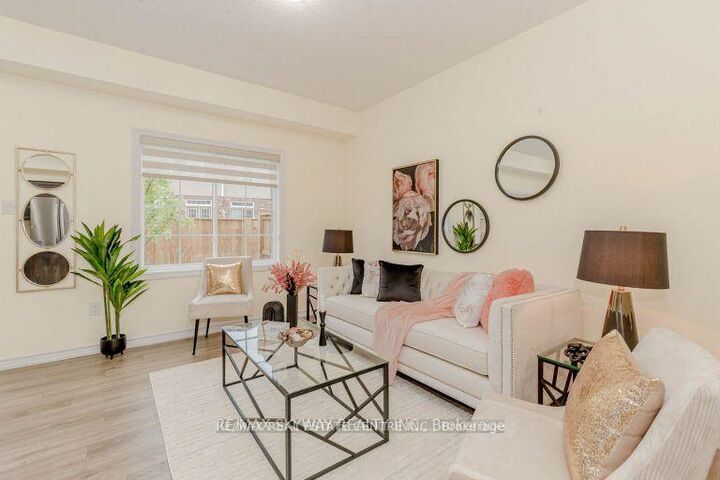 Property Photo: 44 Dewberry Drive ON N2B 0A9