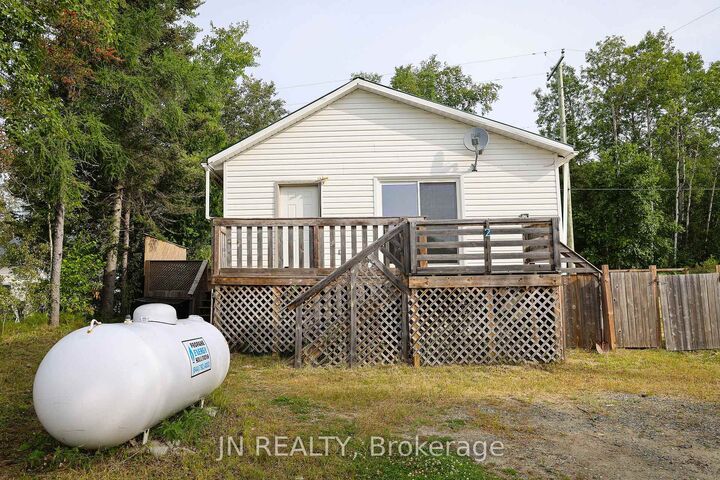 Property Photo: 2 Broadway Avenue ON P0K 1K0