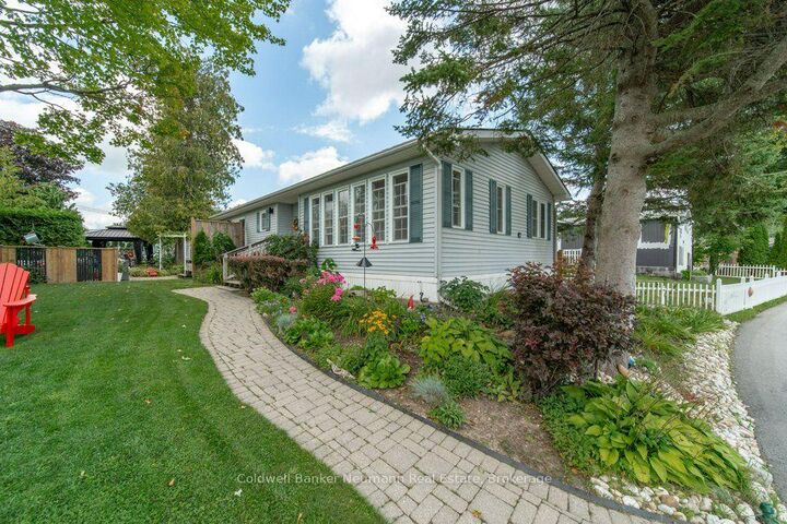 Property Photo:  41 Trillium Beach Drive Pvt Drive  ON N0B 2J0 
