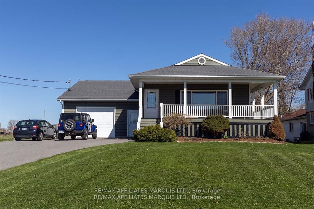 Property Photo: 11851 Lakeshore Drive ON K0C 1X0