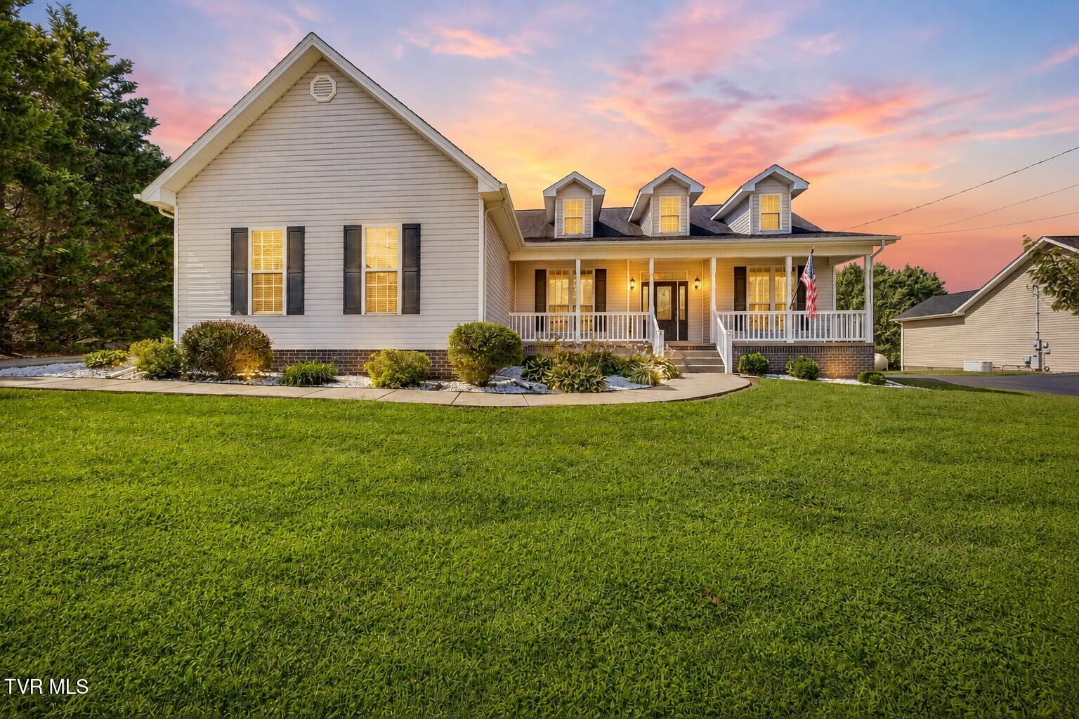 Property Photo:  727 Tavern Hill Road  TN 37659 