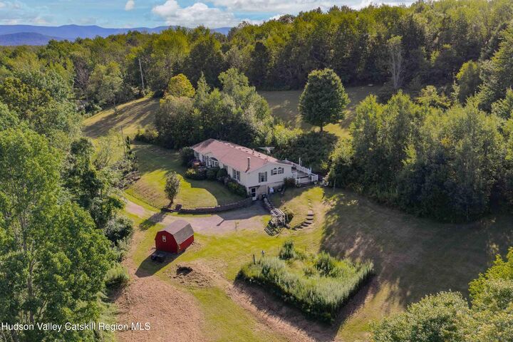 Property Photo:  248 Hubbard  NY 12076 