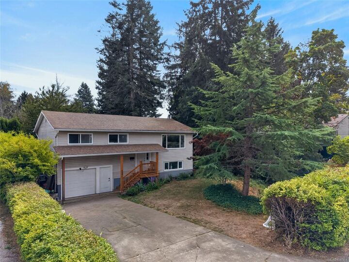 568 Salish St — photo 1