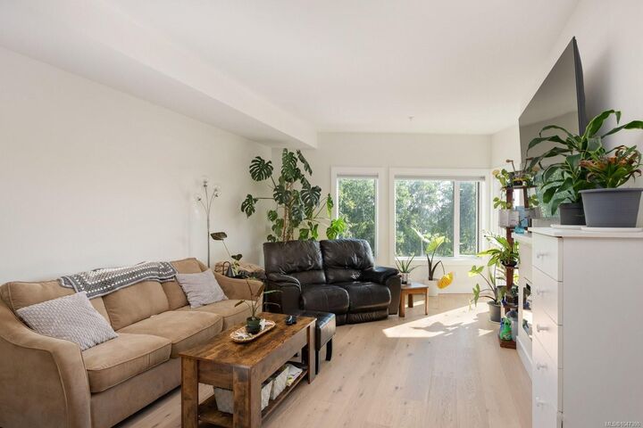 Property Photo: 7098 Wallace Dr #306 BC V8M 1G9