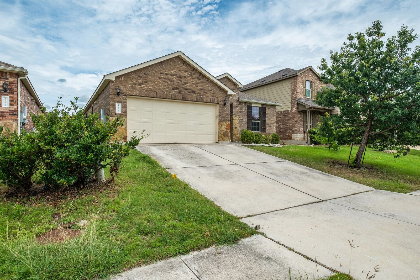 Property Photo:  19733 Shinning Isle Run  TX 78660 