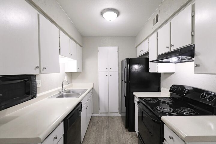 Property Photo: 8100 N Mopac Expressway 03-111 TX 78759