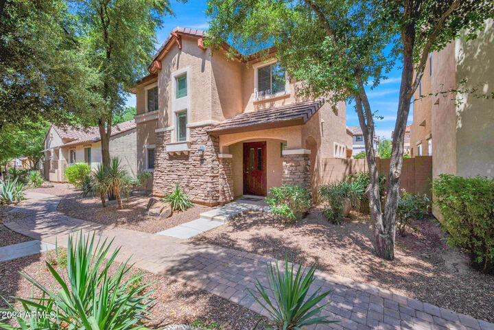 Property Photo:  2532 E Vermont Drive  AZ 85295 