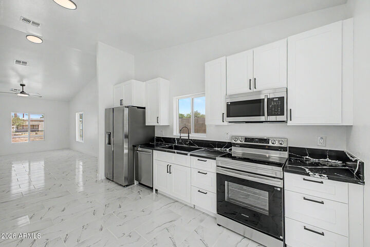 Property Photo: 3235 W Vaquero Drive AZ 85131