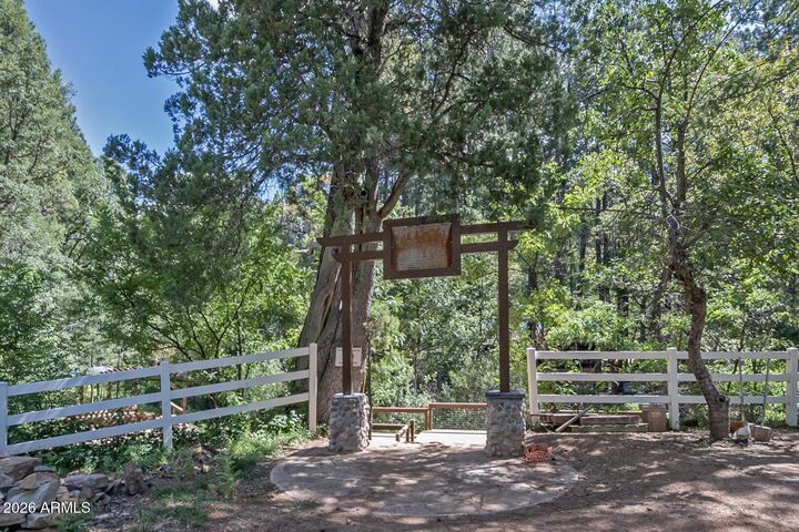 Property Photo:  2097 N Fsr 289 --  AZ 85541 