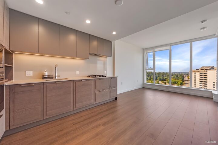 Property Photo:  5685 Halley Avenue 2108  BC V5H 1K4 