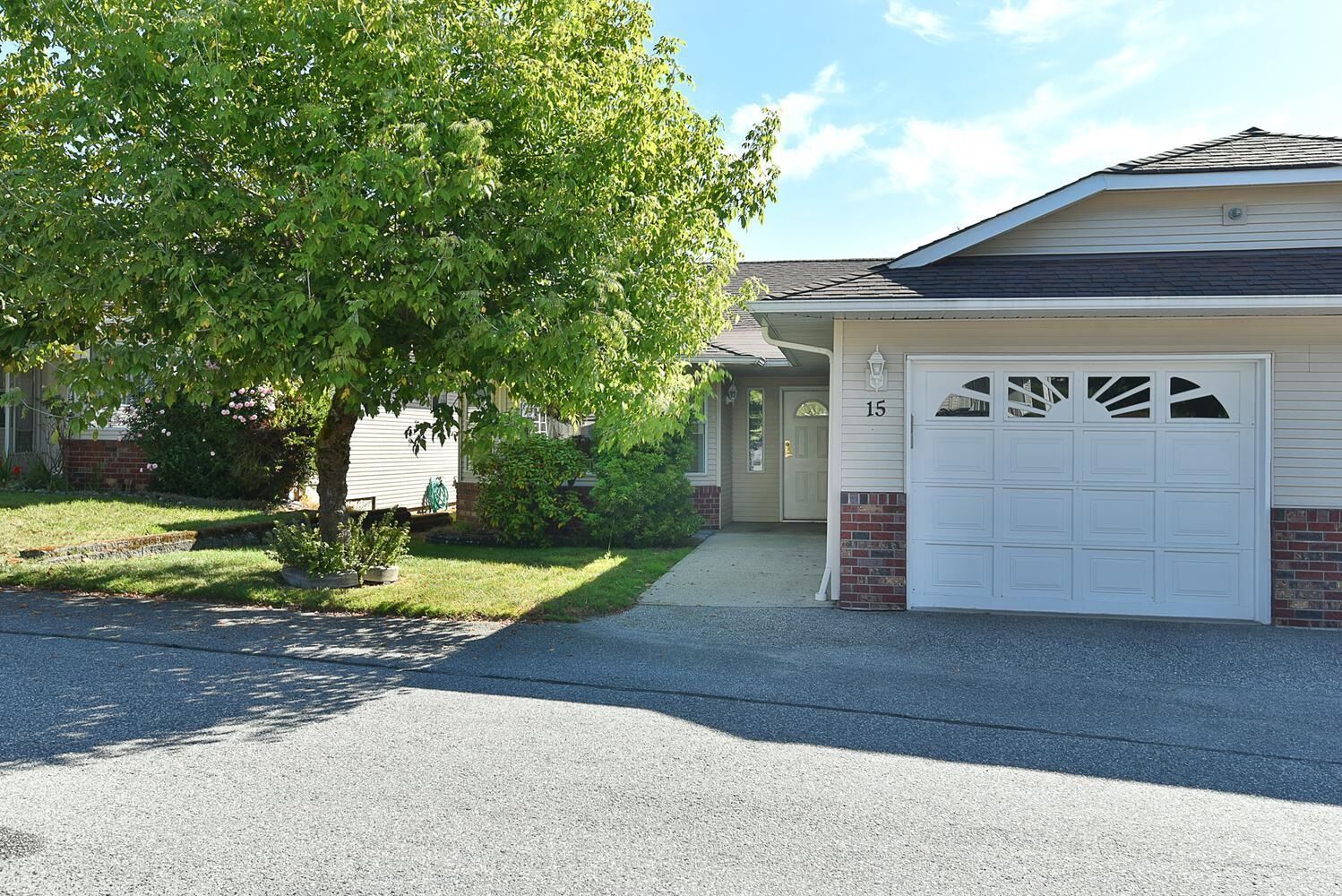 Property Photo: 820 Kiwanis Way 15 BC V0N 1V9