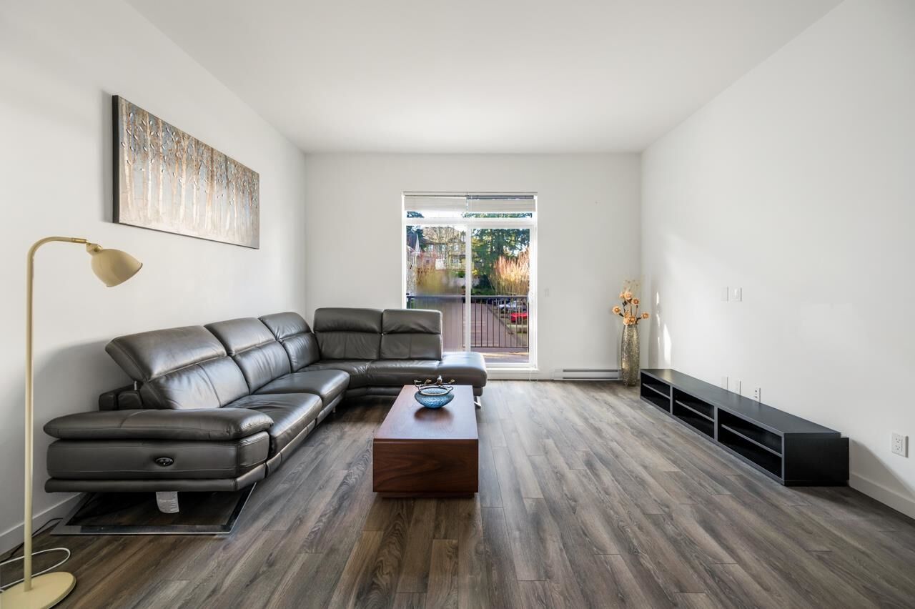 Property Photo: 15268 28 Avenue 39 BC V4P 0E8
