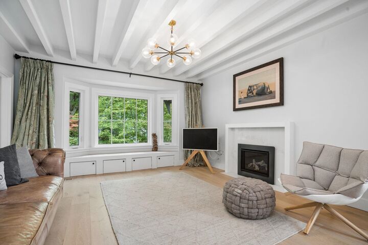 Property Photo: 3426 W 11th Avenue BC V6R 2J9