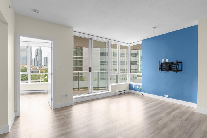 Property Photo: 4808 Hazel Street 509 BC V5H 0A2