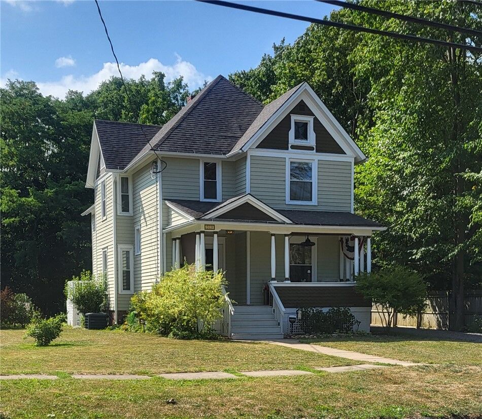 Property Photo:  519 East Avenue  NY 14513 