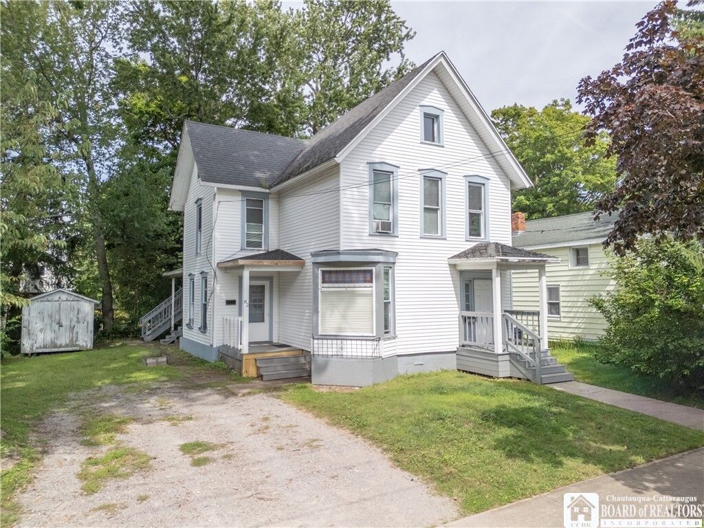 Property Photo:  82 Eagle Street  NY 14063 