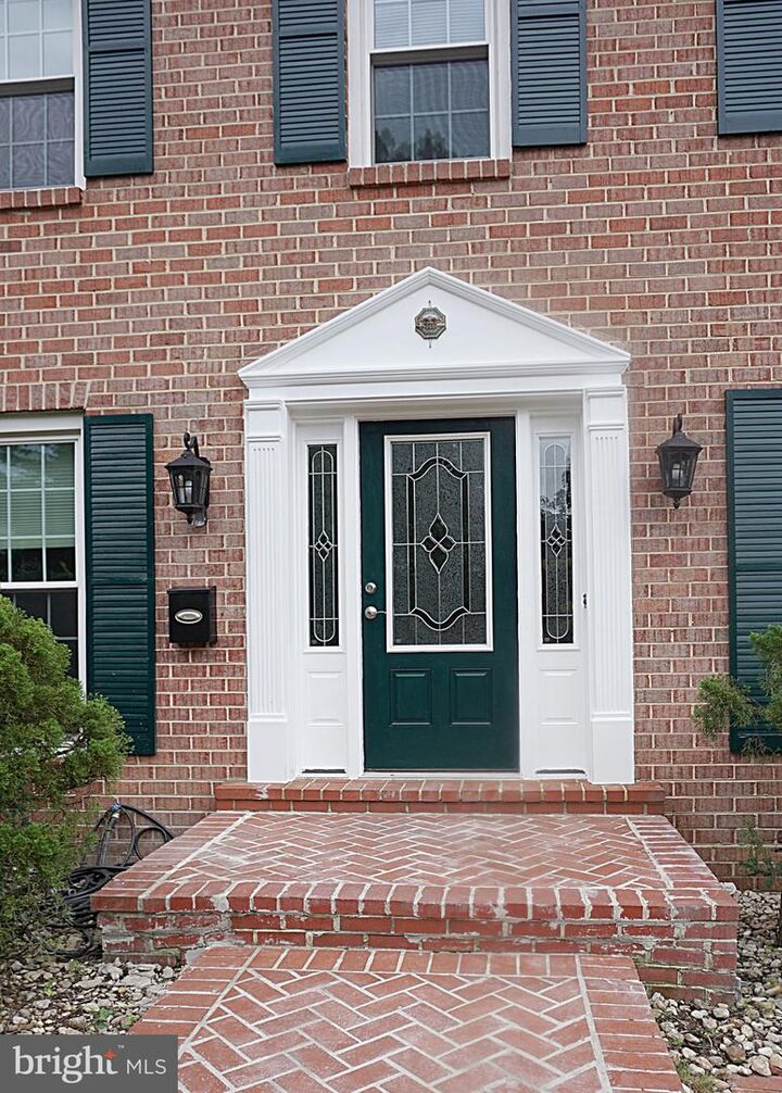 Property Photo:  6770 Surreywood Lane  MD 20817 