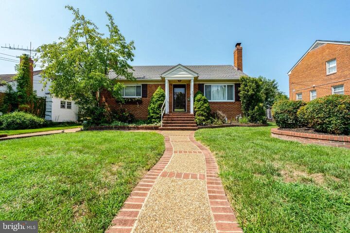 Property Photo:  6010 Frederick Street  VA 22150 