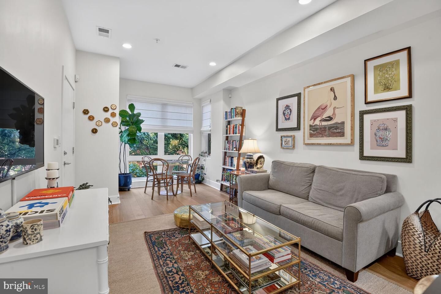 Property Photo:  11 15th Street NE 8  DC 20002 