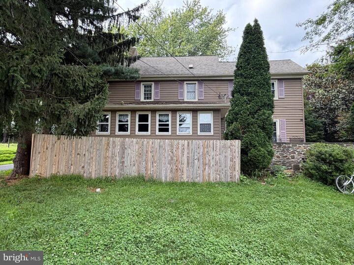 Property Photo:  381 Old Limestone Road  PA 19365 