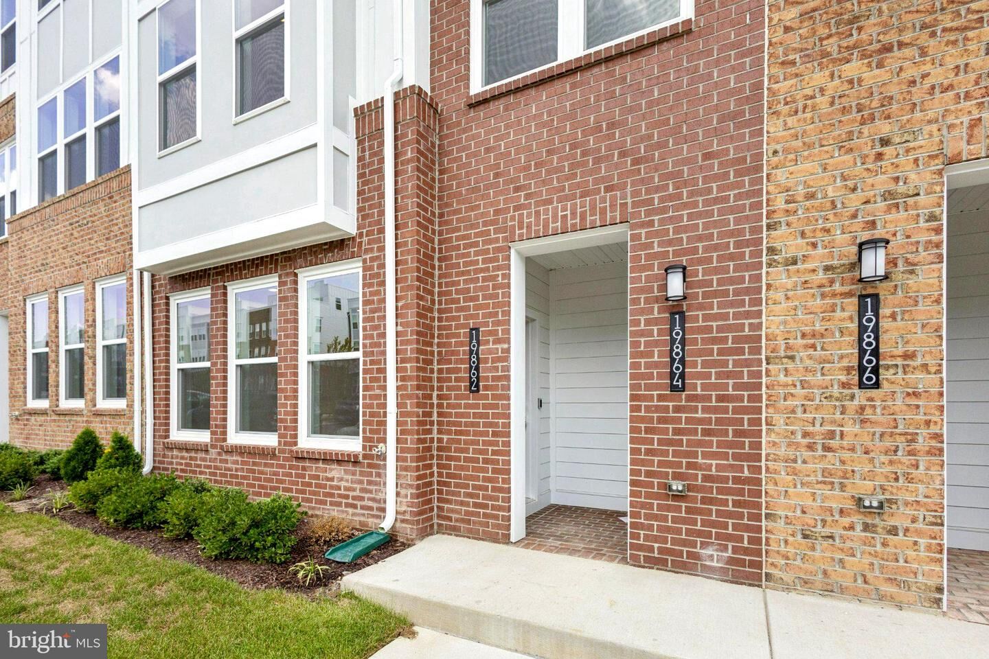 Property Photo:  19862 Lavender Dust Square  VA 20147 