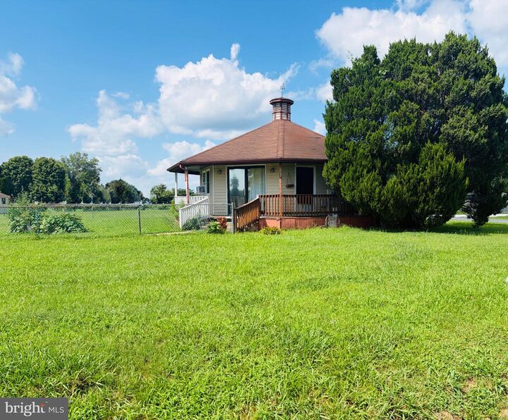 Property Photo: 11708 Robyn Lane MD 21853