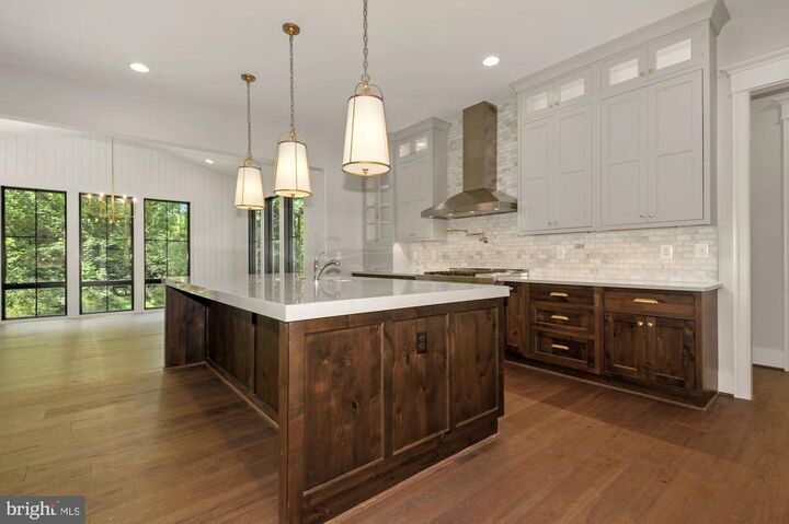 Property Photo: 440 Lewis Street NW VA 22180