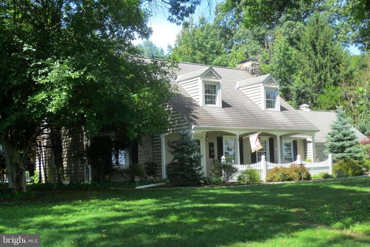 Property Photo: 273 Old State Road PA 19468