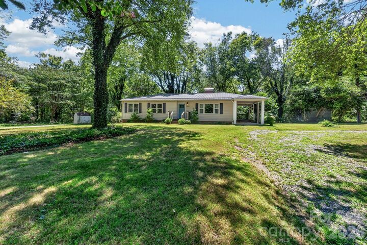 Property Photo:  7257 Sherrills Ford Road  NC 28673 