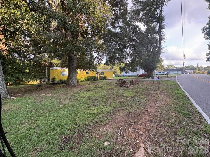 Property Photo: 875 Hilldale Drive SC 29720