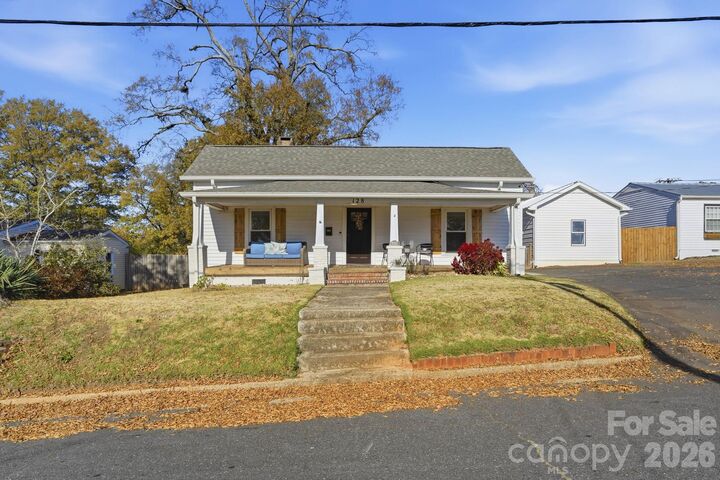 Property Photo:  128 Massey Street  SC 29715 