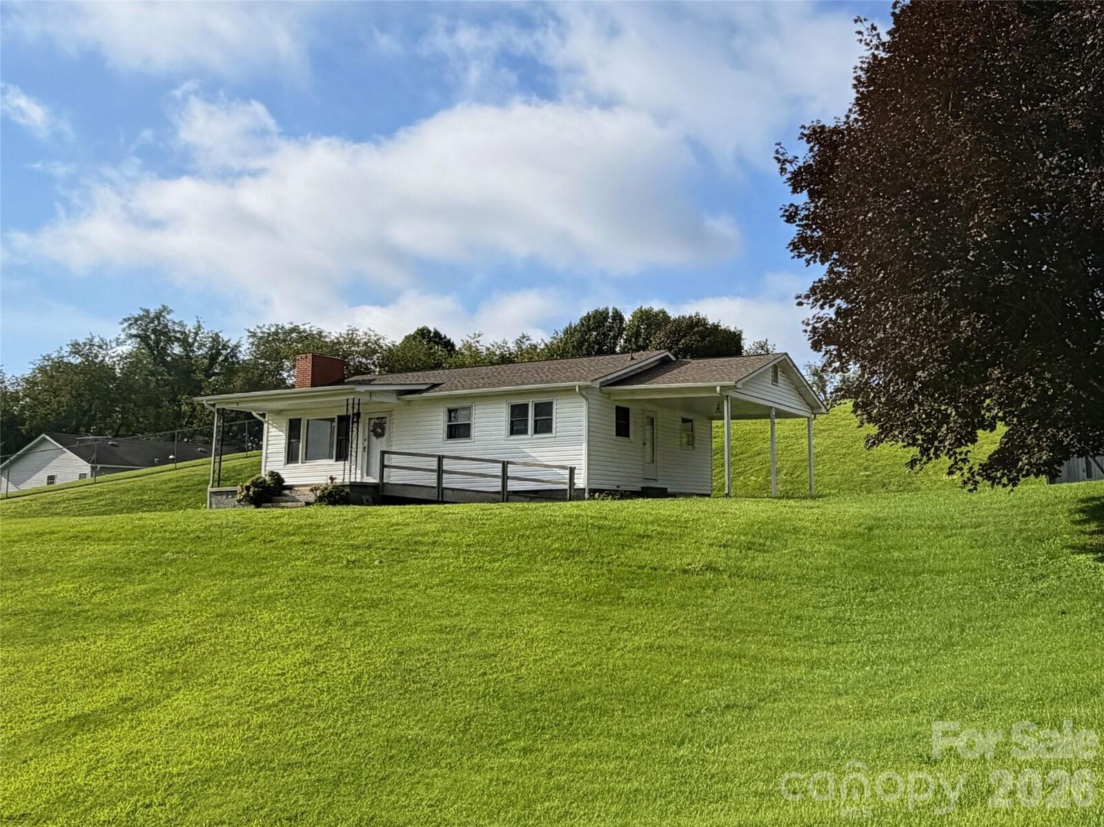 Property Photo:  175 Hampshire Drive  NC 28786 