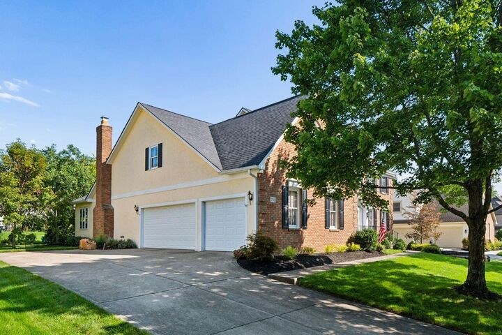 Property Photo: 730 Southbluff Drive OH 43082