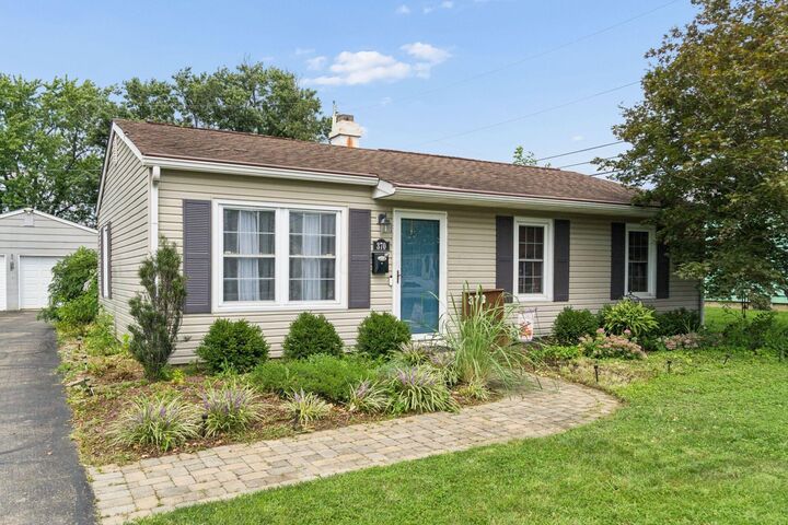 Property Photo: 370 Sunnyview Drive OH 43113