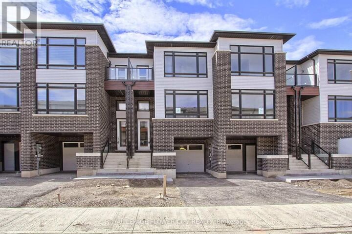 Property Photo: 33 Sidney Rose Common ON L2T 0B3