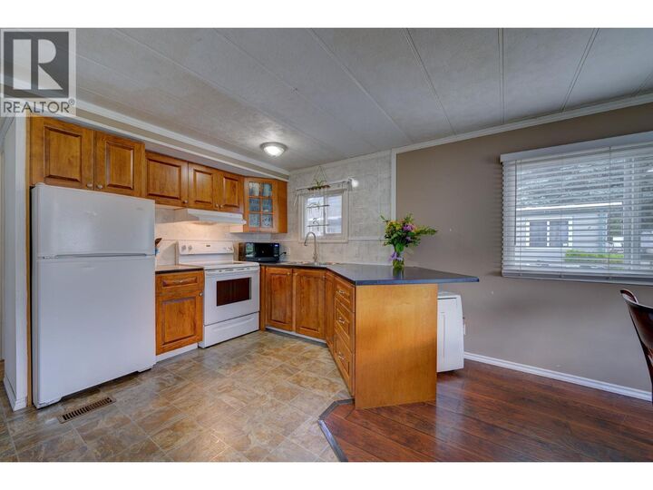 Property Photo:  2400 Oakdale Way 112  BC V2B 6W7 