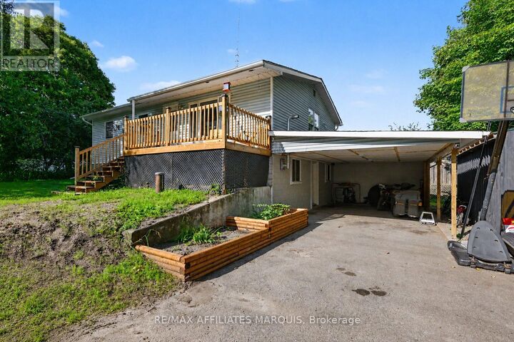 Property Photo:  10 Bay Road  ON K0G 1L0 