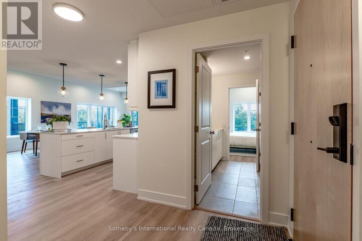 Property Photo: 121 Mary St Street 311 ON L0M 1G0