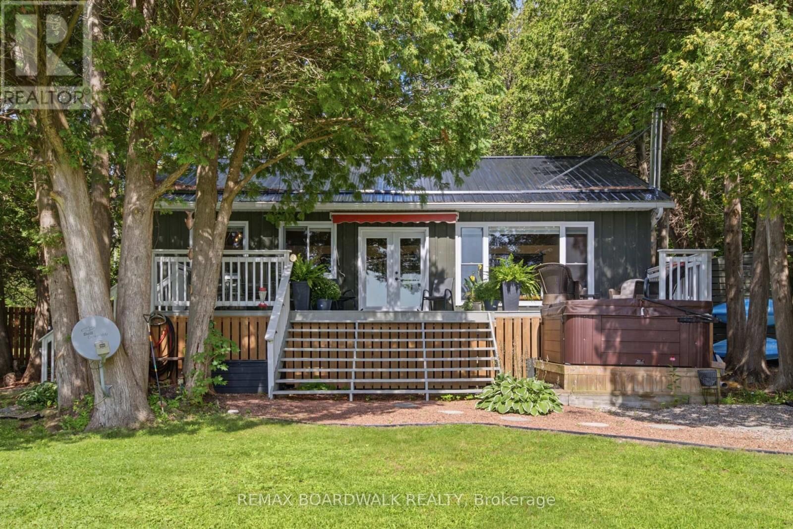 Property Photo: 180 Pilgrim Lane ON K0E 1G0
