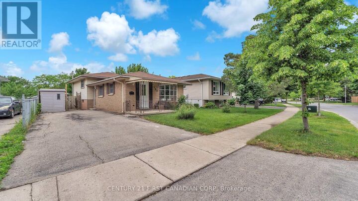 Property Photo:  167 Carlyle Drive  ON N5V 3J1 