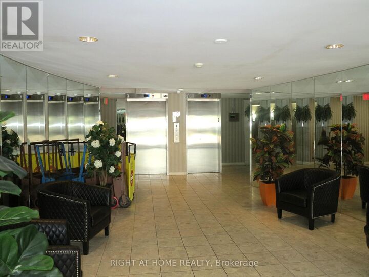 Property Photo: 570 Proudfoot Lane 1011 ON N6H 4Z1