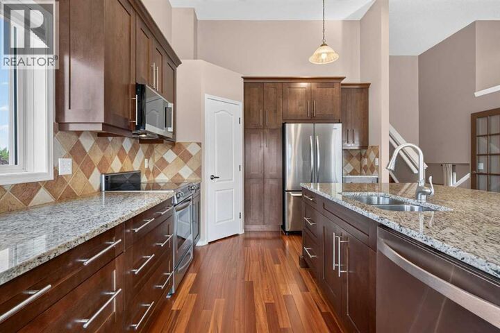 Property Photo: 4 Citadel Manor Northwest AB T3G 3Y3
