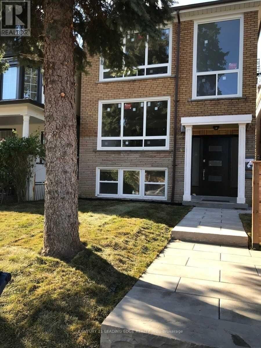 Property Photo: 426 Arlington Avenue Unit #2 ON M6C 3A2