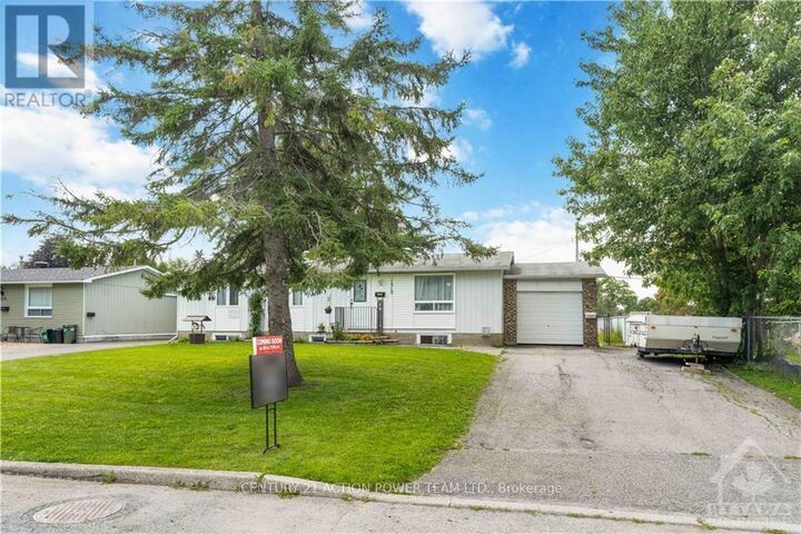 Property Photo: 1512 Blackheath Street North ON K1E 1K7
