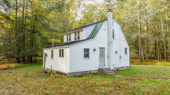 Property Photo:  3560B Pennsylvania 487  PA 17878 