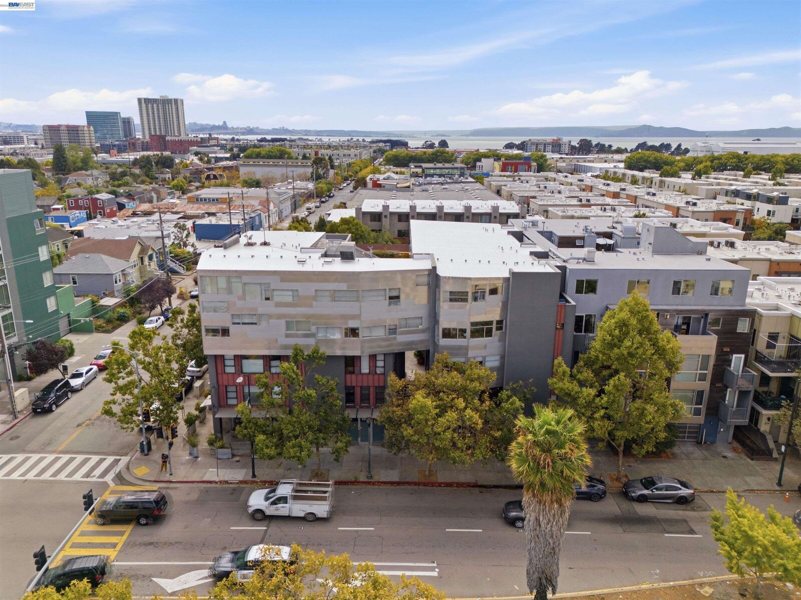 Property Photo: 6501 San Pablo Ave 407 CA 94608