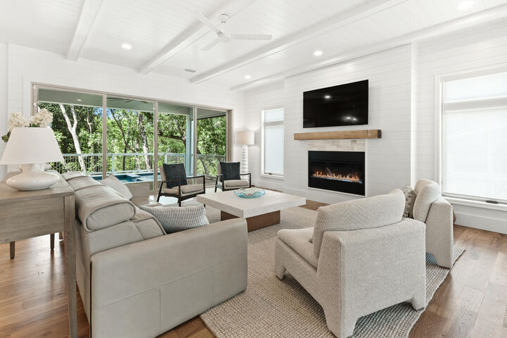 Property Photo:  224 Canal Street  FL 32459 